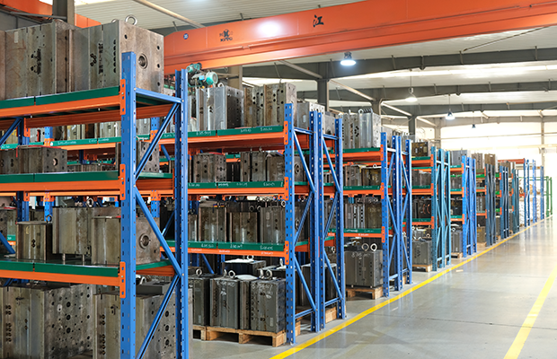 “直流微型斷路器”在光伏儲(chǔ)能系統(tǒng)中的應(yīng)用要點(diǎn)