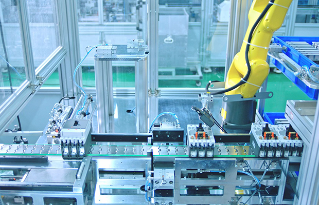 “延時(shí)型”斷路器如何保護(hù)大型電機(jī)的平穩(wěn)啟動(dòng)？