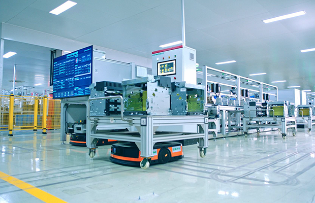 “數(shù)據(jù)機(jī)房”列頭柜：斷路器的極數(shù)與精度如何選擇？