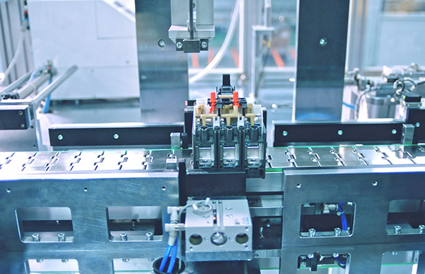 “動(dòng)力操作”是什么？如何實(shí)現(xiàn)斷路器的遠(yuǎn)程電動(dòng)合閘？