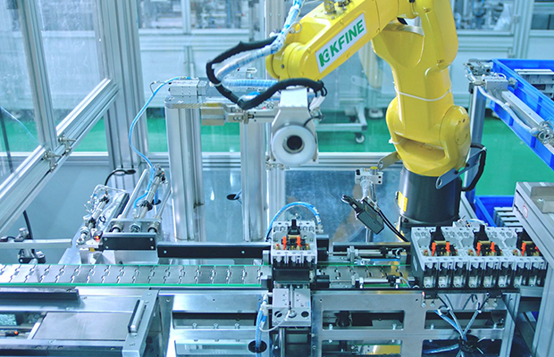 “同步關(guān)合”技術(shù)：如何實(shí)現(xiàn)“零沖擊”投入電容器組？