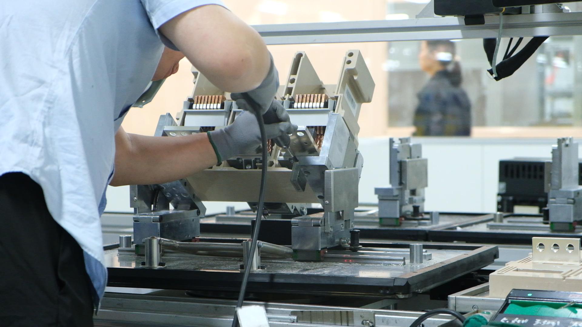 “機(jī)械聯(lián)鎖”與“電氣聯(lián)鎖”，如何確保雙電源絕對(duì)互斥？